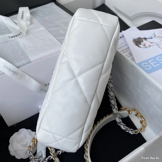 First Bag Ru 19 Handbag-26CM  CHANEL 0804